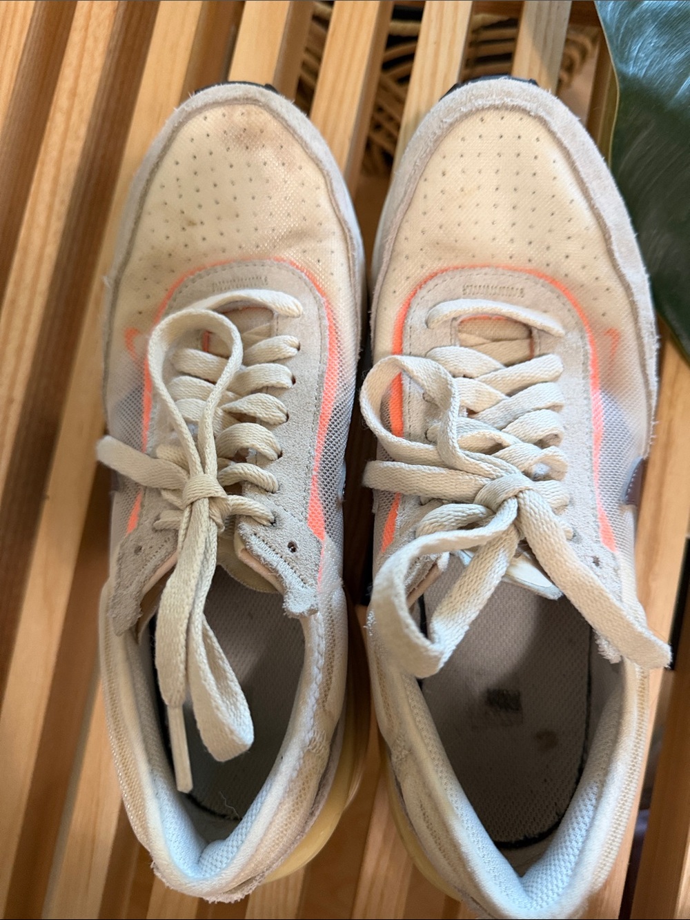 Nike waffle shoes